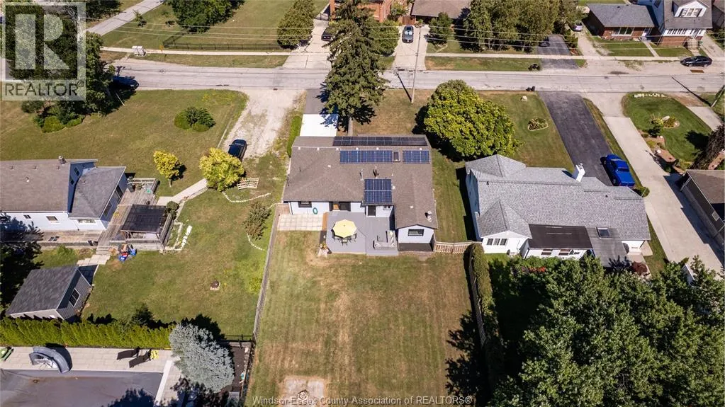 527 Jarvis AVENUE