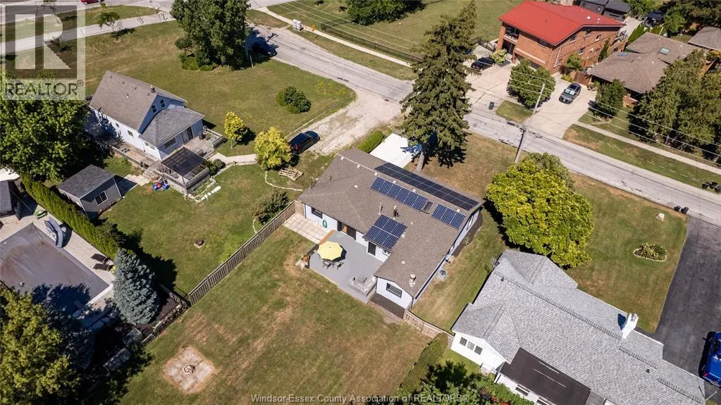 527 Jarvis AVENUE