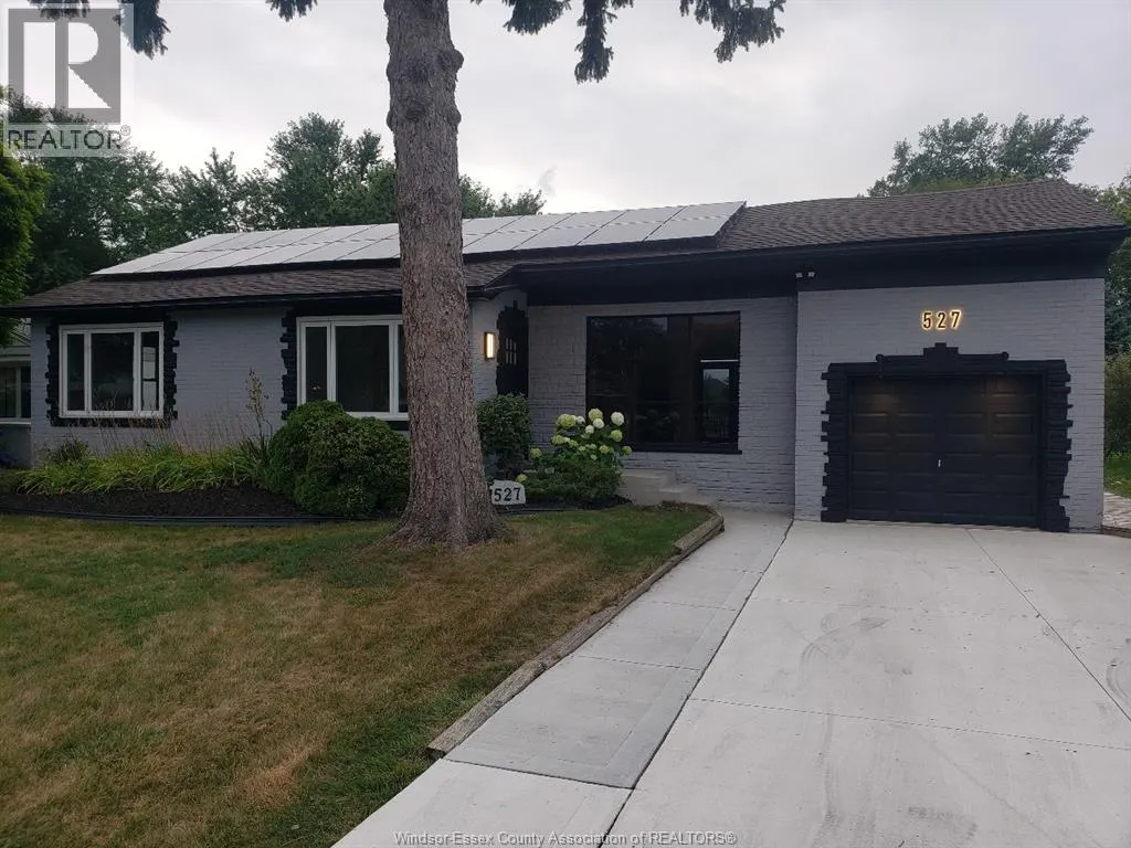 527 Jarvis AVENUE