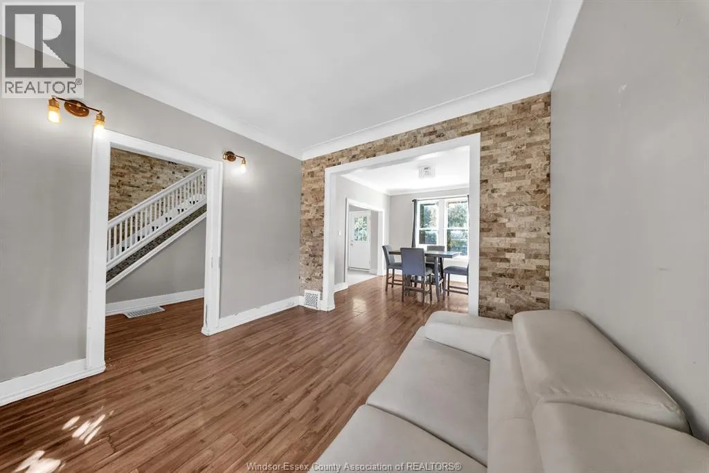 1137 BRUCE AVENUE
