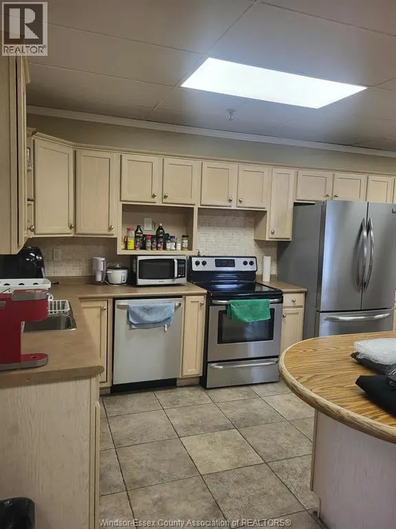 28 MILL STREET West Unit# UPPER