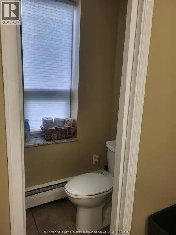 28 MILL STREET West Unit# UPPER