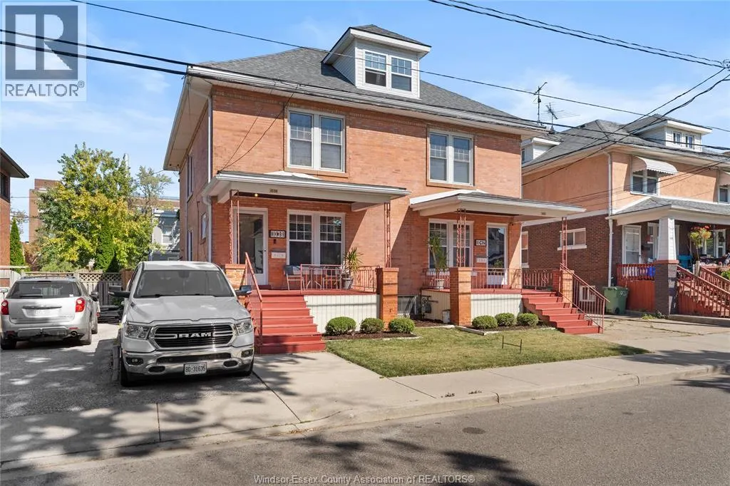 1038-1042 PELISSIER STREET