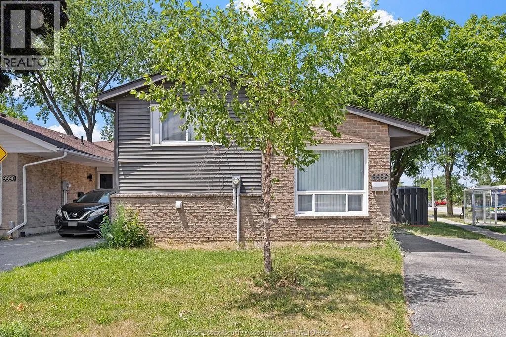 9996 FOREST GLADE COURT