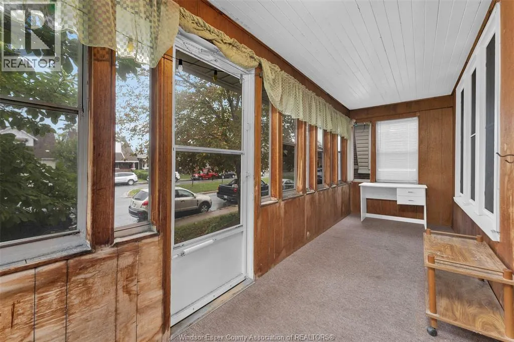 1245 GILES BOULEVARD East