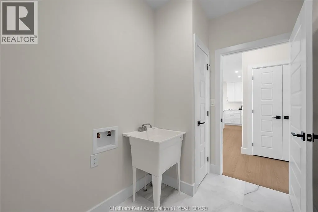 172 Rosewood CRESCENT