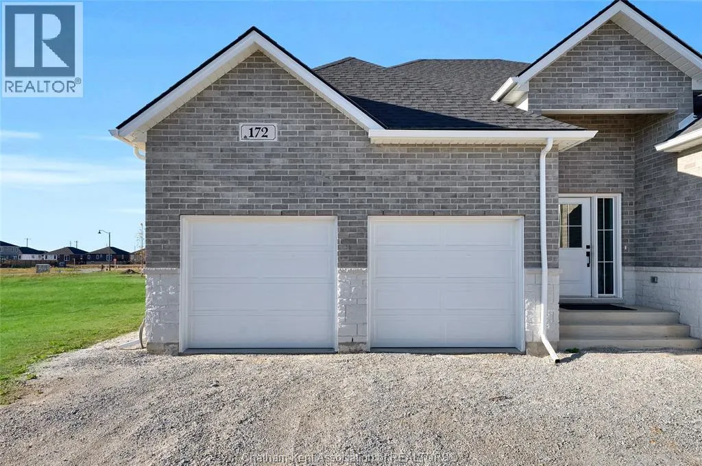 172 Rosewood CRESCENT