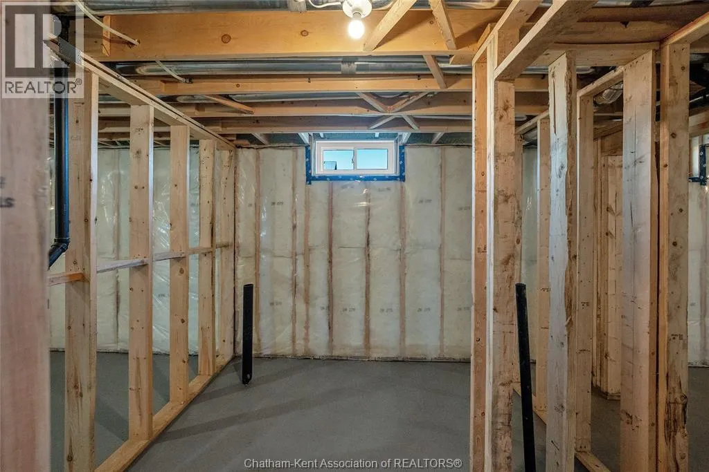 172 Rosewood CRESCENT