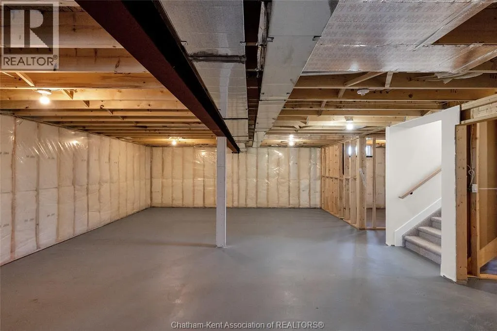 172 Rosewood CRESCENT