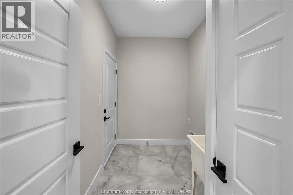 172 Rosewood CRESCENT