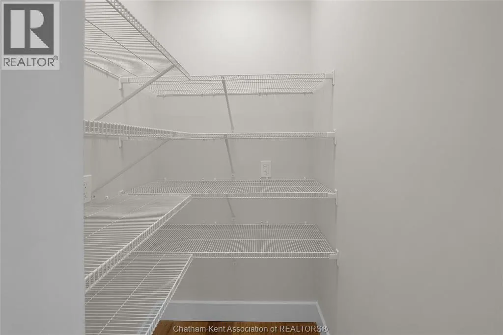 172 Rosewood CRESCENT