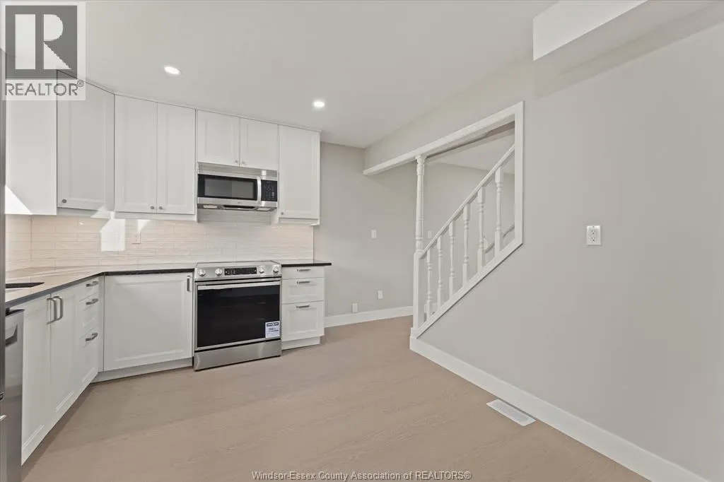 2960 MEADOWBROOK LANE #2