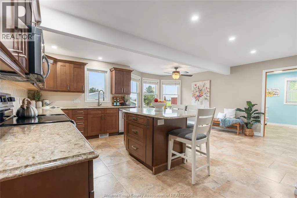 215 COUNTY RD 34 W