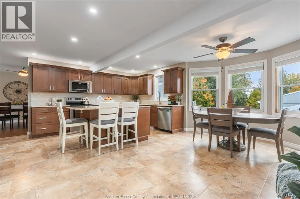 215 COUNTY RD 34 W