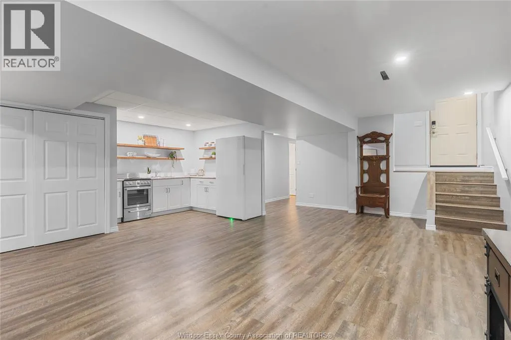 215 COUNTY RD 34 W