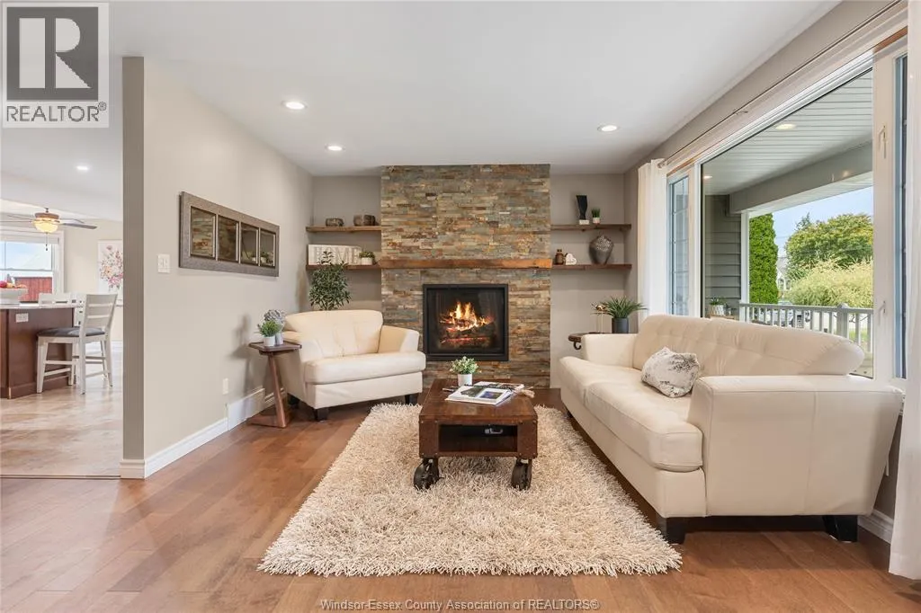 215 COUNTY RD 34 W