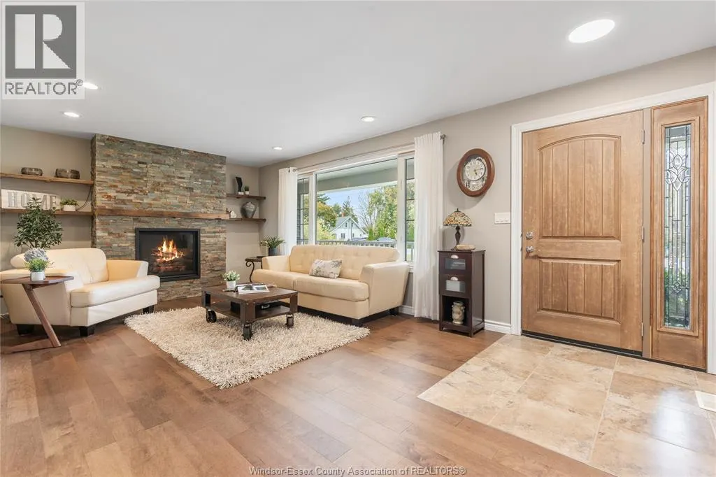 215 COUNTY RD 34 W