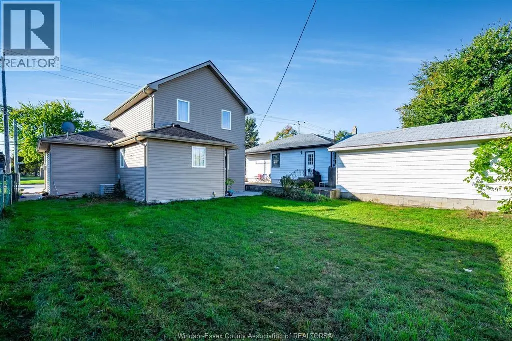 89 OAK STREET East