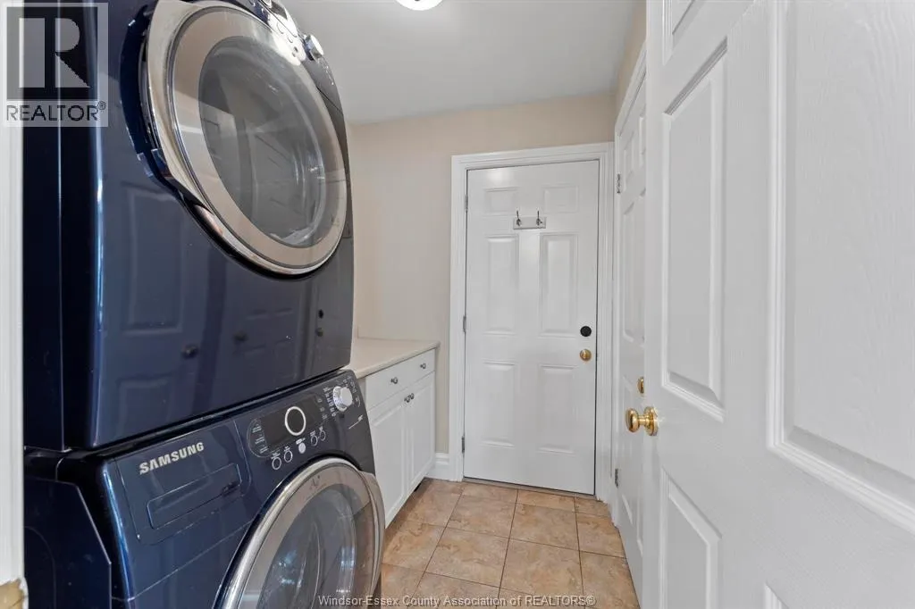 558 REAUME ROAD Unit# Upper