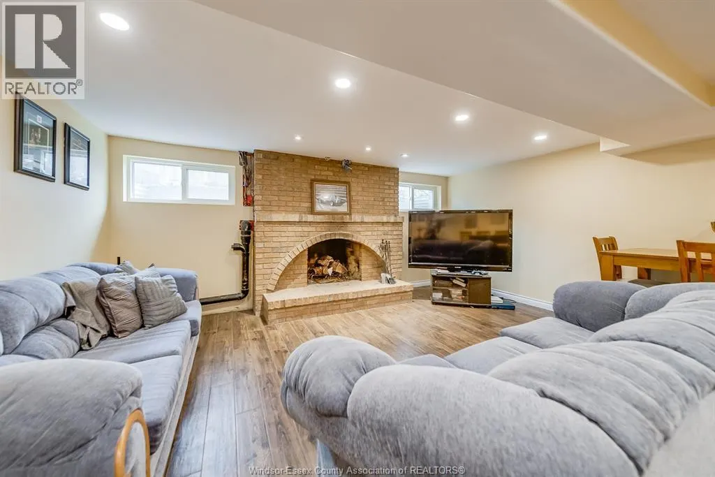 3737 HUNTINGTON AVENUE