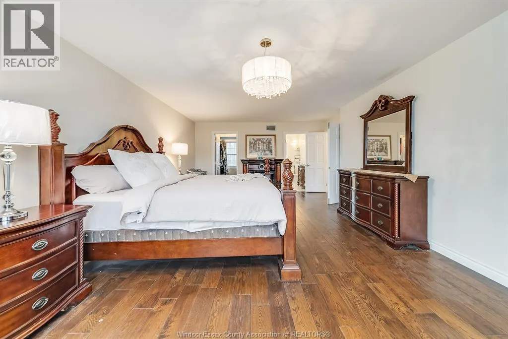 3737 HUNTINGTON AVENUE