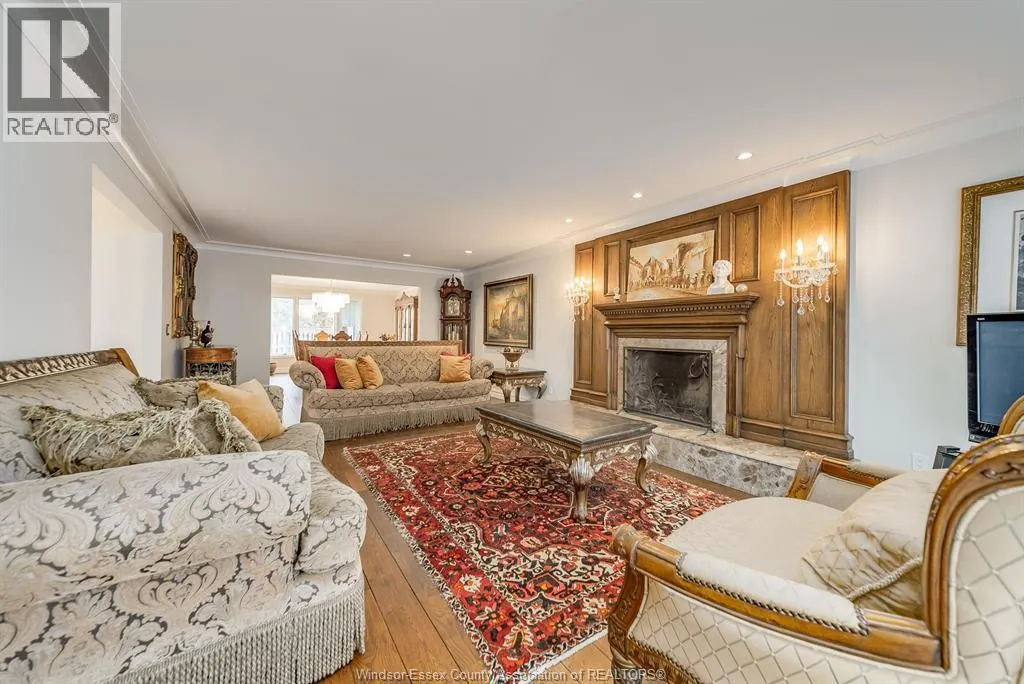 3737 HUNTINGTON AVENUE