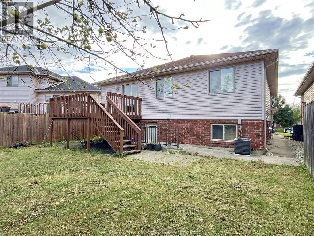 4537 OSAKA CIRCLE Unit# UPPER