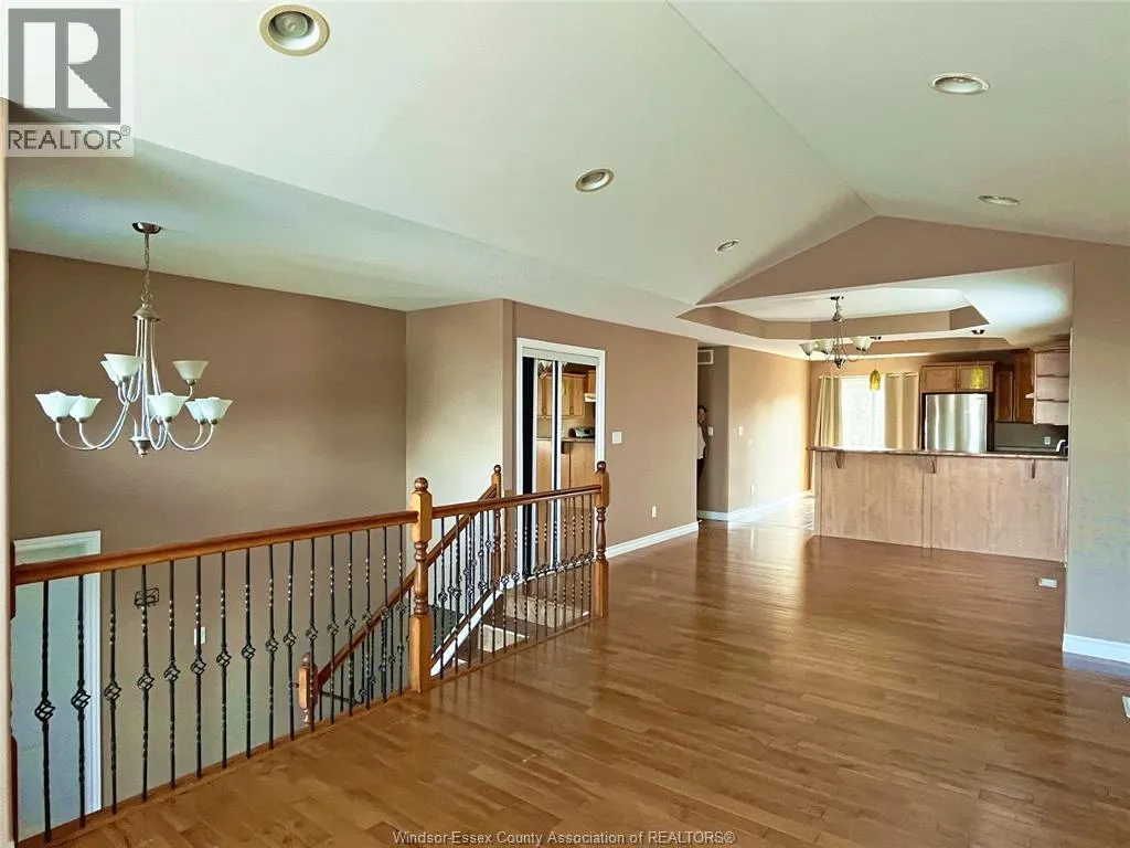 4537 OSAKA CIRCLE Unit# UPPER