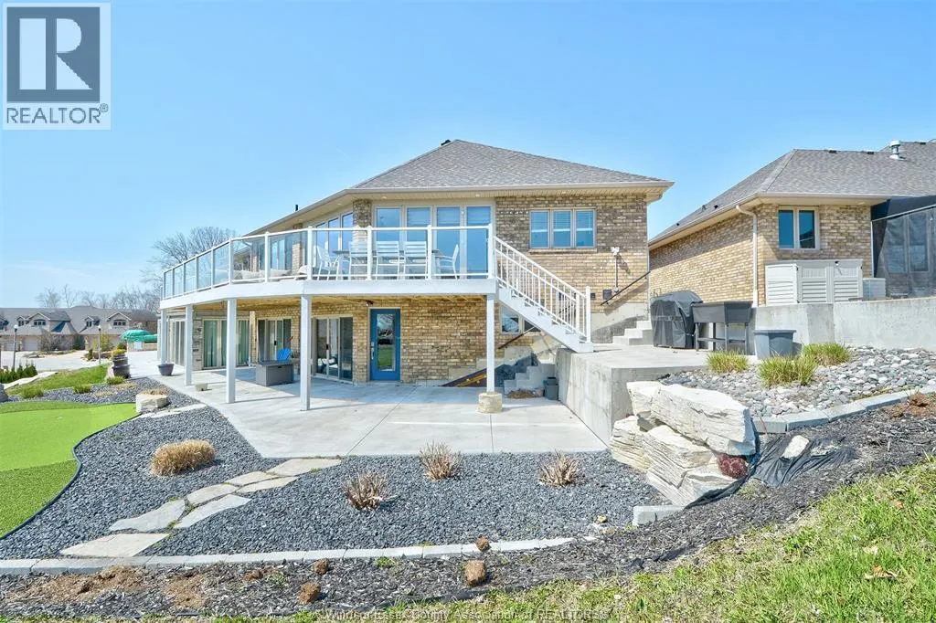 17 METTAWAS LANE