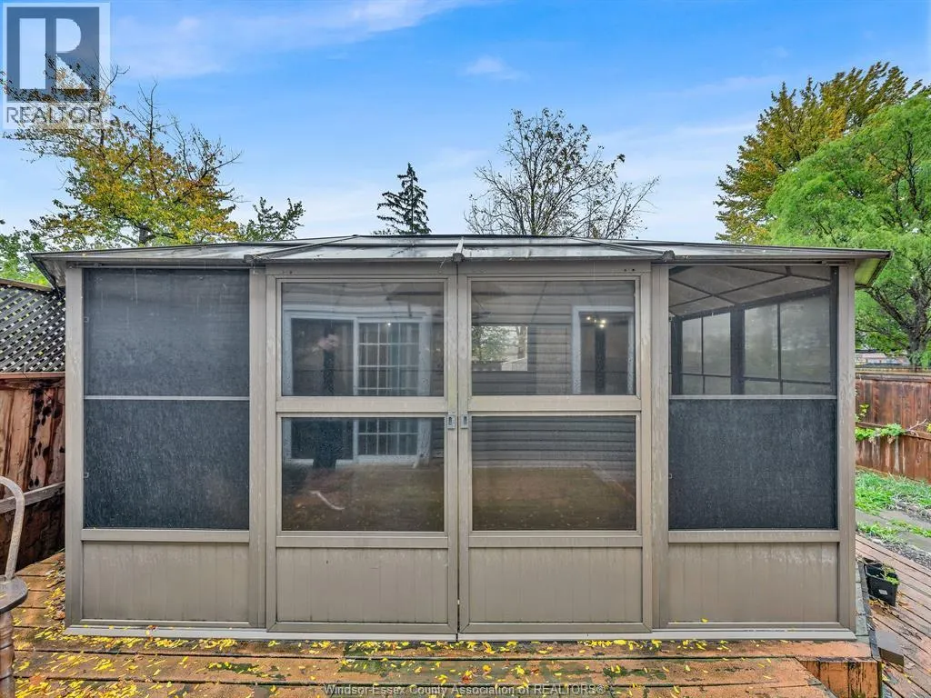 10442 SHENANDOAH CRESCENT