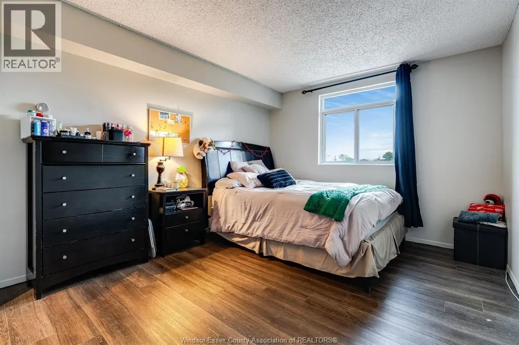 9099 Riverside DRIVE East Unit# E321