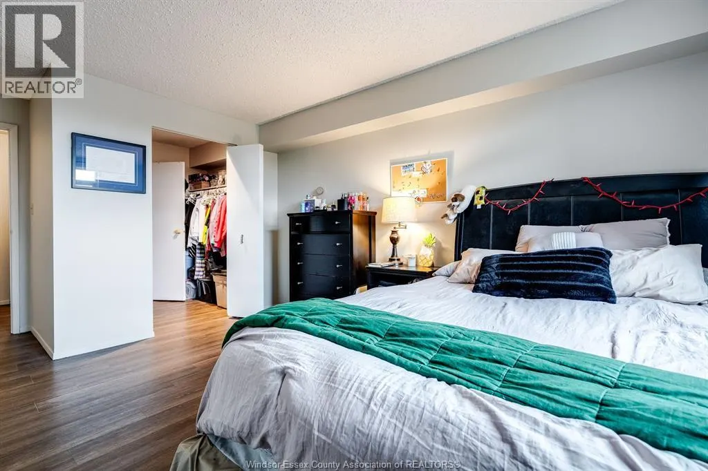 9099 Riverside DRIVE East Unit# E321