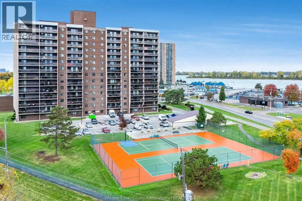 9099 Riverside DRIVE East Unit# E321