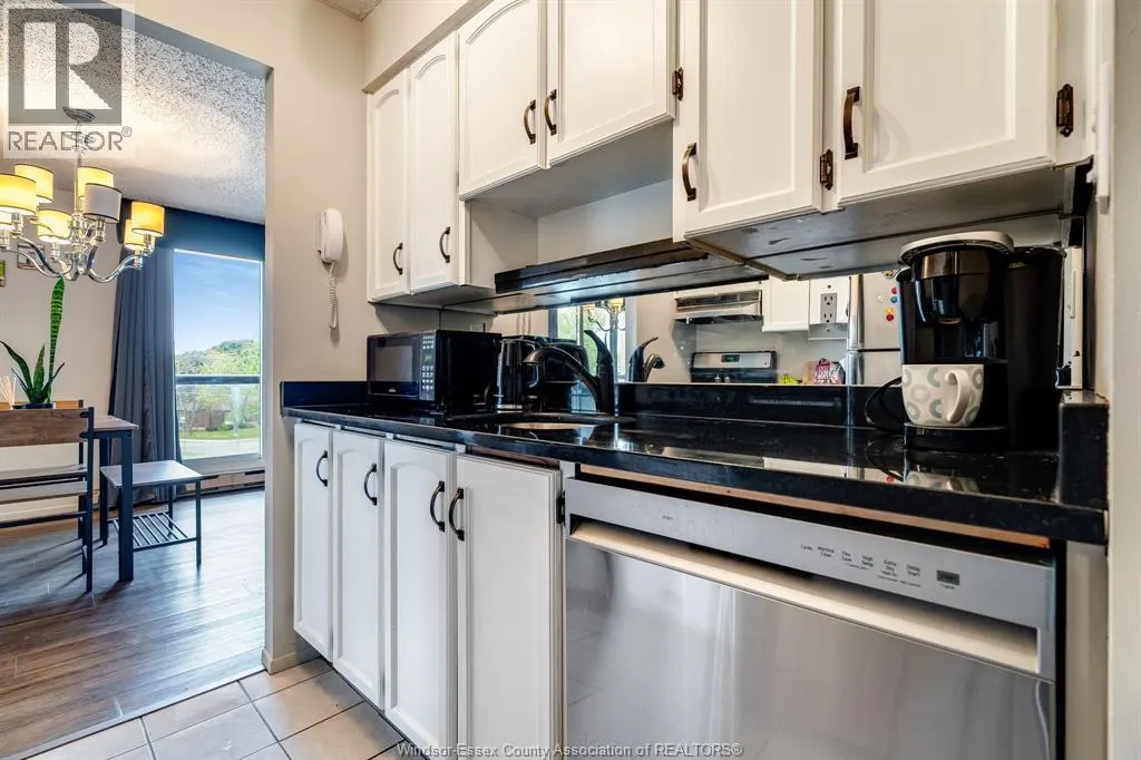 9099 Riverside DRIVE East Unit# E321