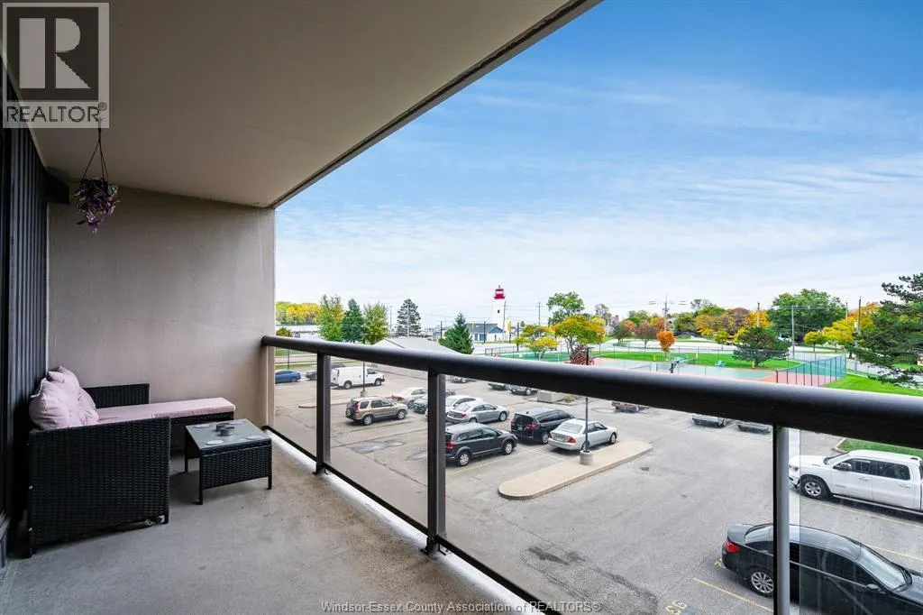 9099 Riverside DRIVE East Unit# E321