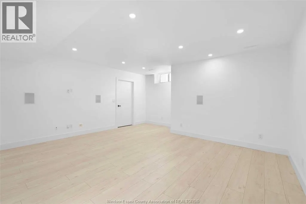 532 MOUNTBATTEN CRESCENT