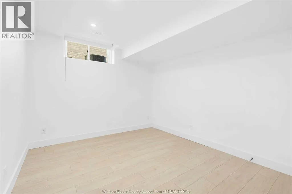 532 MOUNTBATTEN CRESCENT