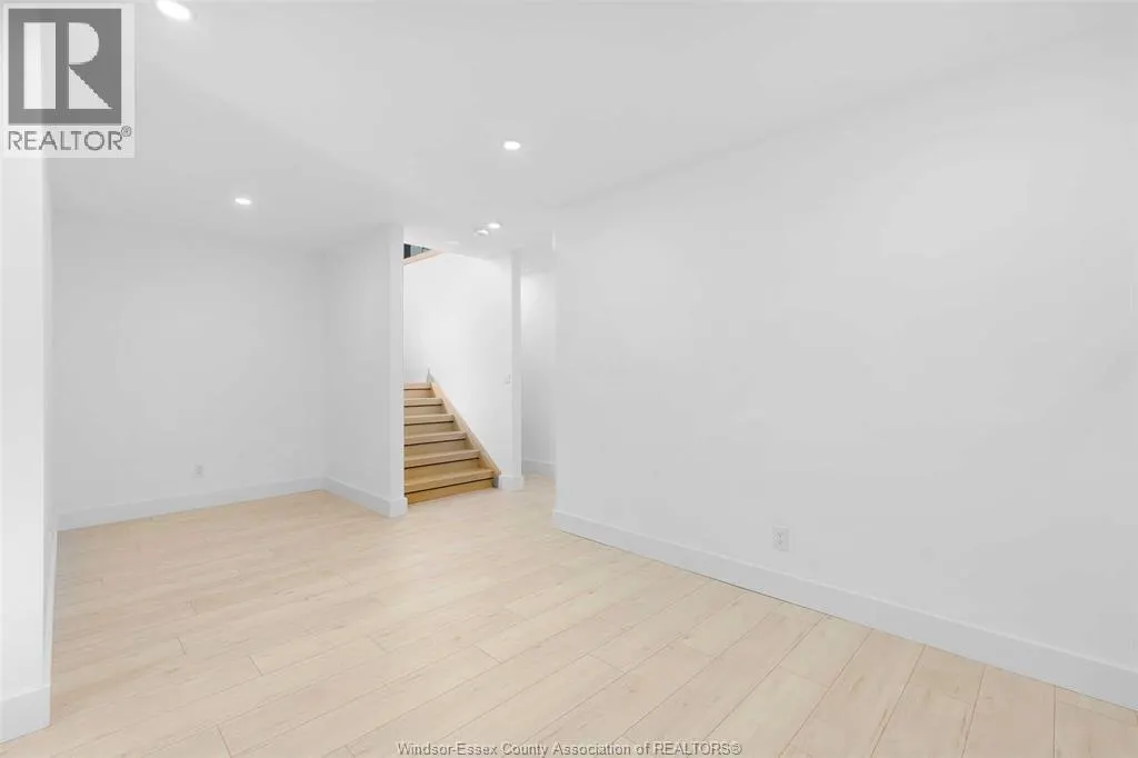 532 MOUNTBATTEN CRESCENT