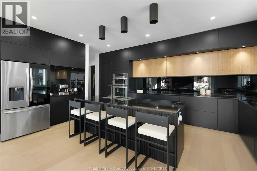 532 MOUNTBATTEN CRESCENT