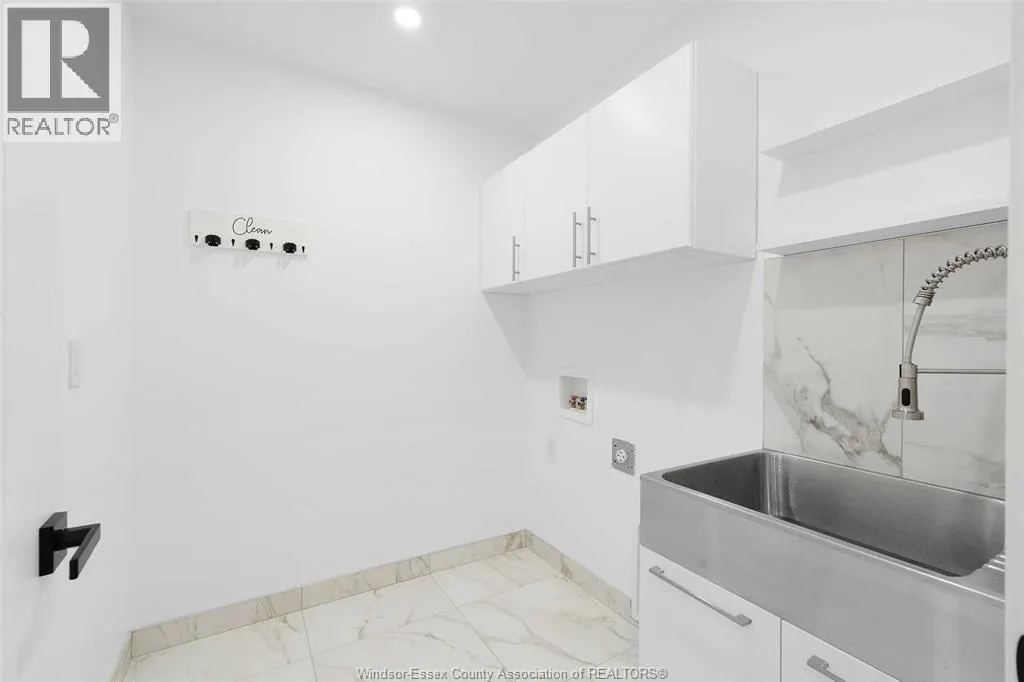 532 MOUNTBATTEN CRESCENT