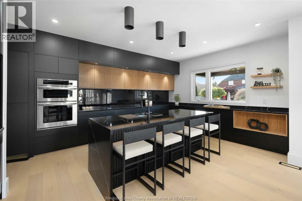 532 MOUNTBATTEN CRESCENT