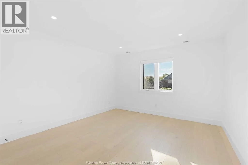 532 MOUNTBATTEN CRESCENT