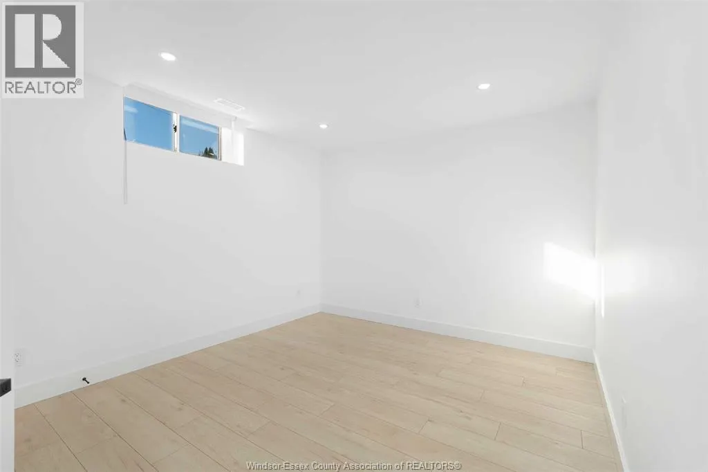 532 MOUNTBATTEN CRESCENT