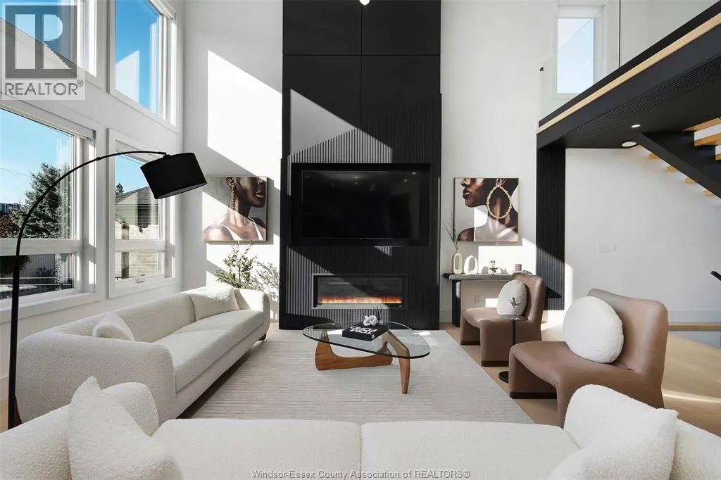 532 MOUNTBATTEN CRESCENT