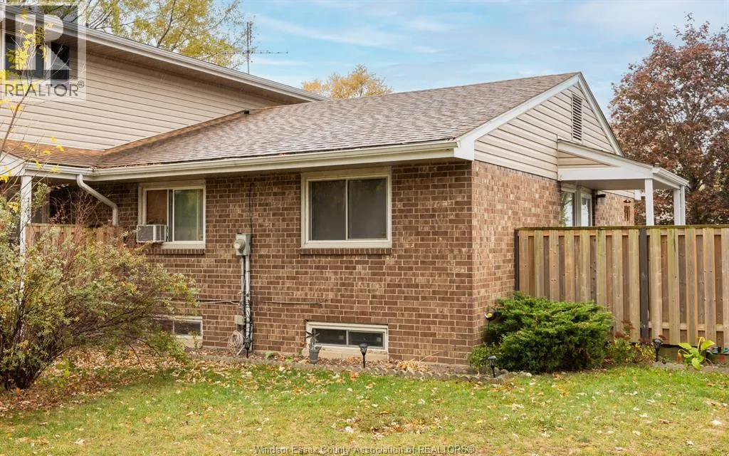 2915 MEADOWBROOK LANE Unit# 10