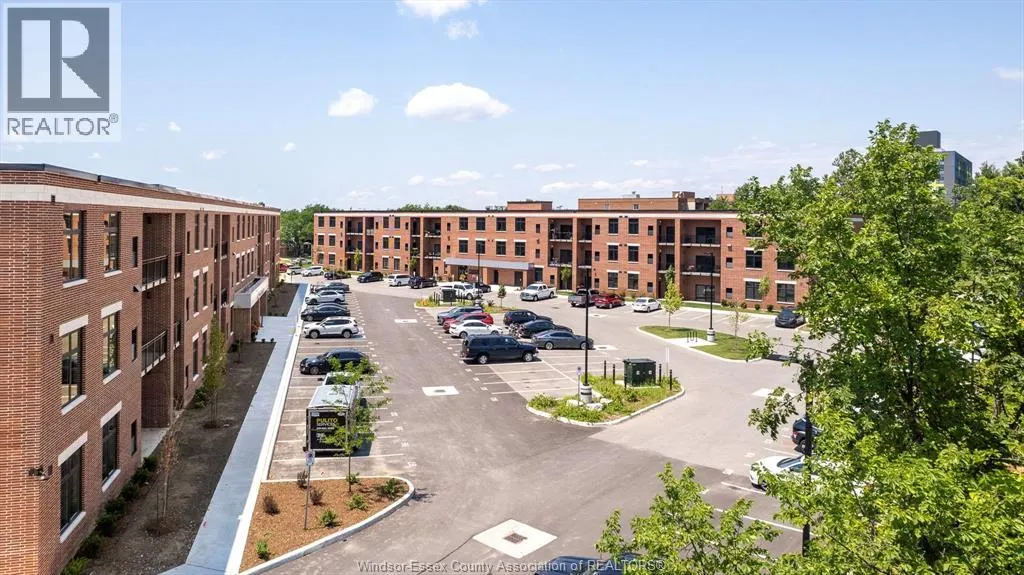 3160 MEADOWBROOK LANE Unit# 316