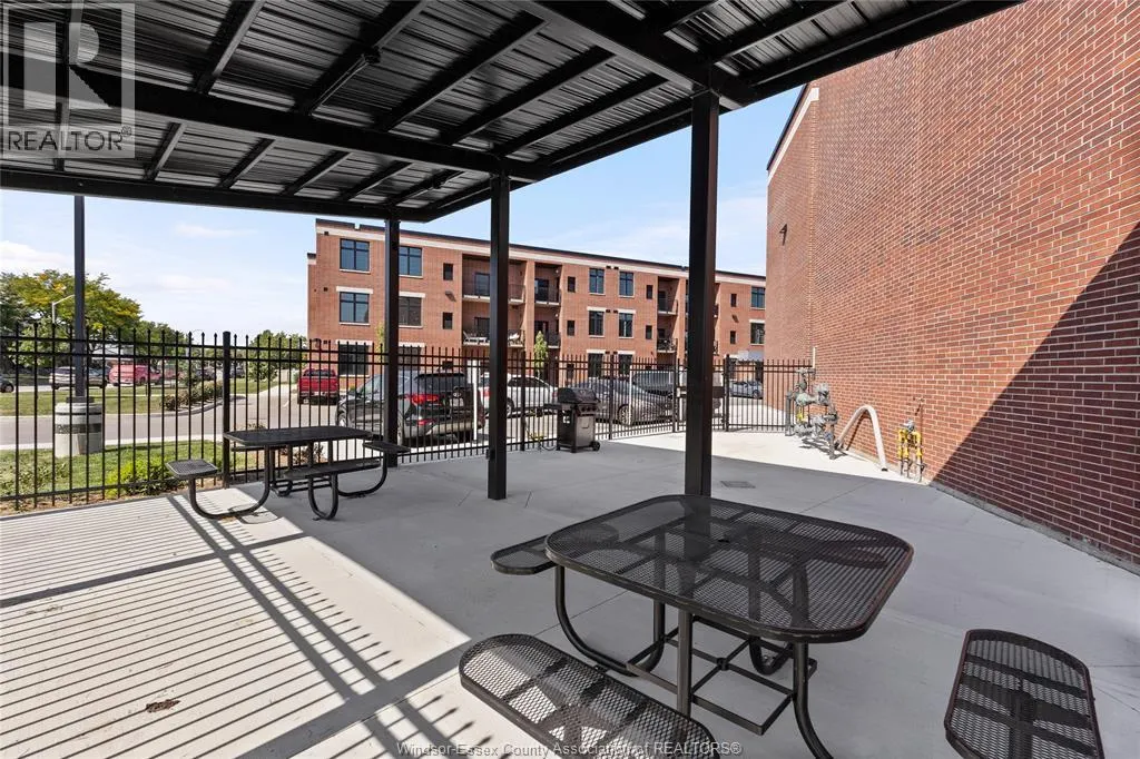 3160 MEADOWBROOK LANE Unit# 316