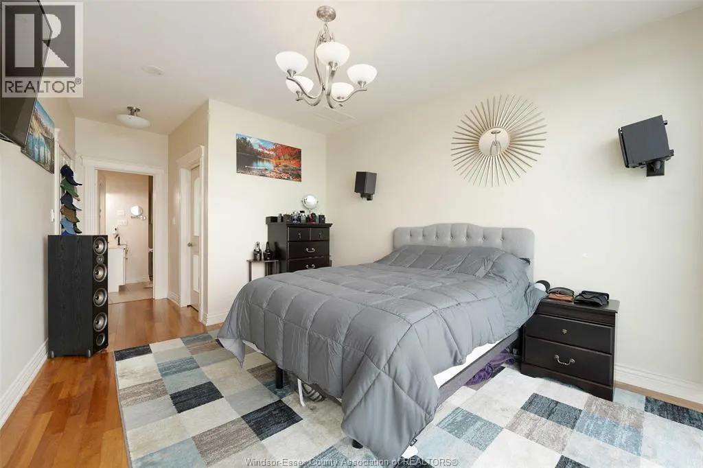 1225 RIVERSIDE DRIVE West Unit# 803