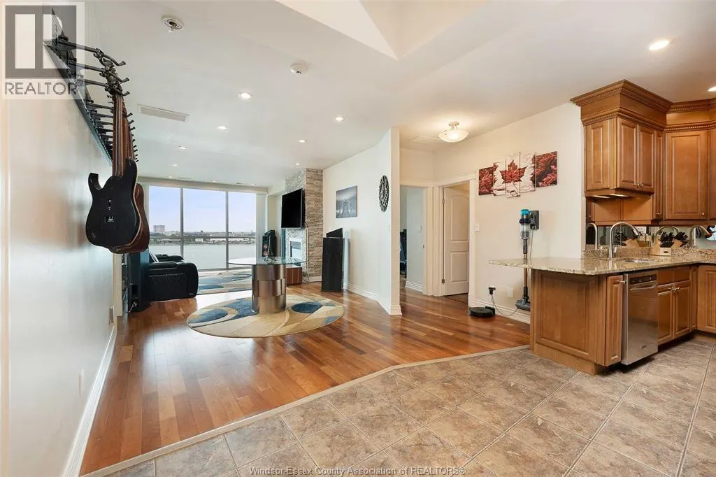 1225 RIVERSIDE DRIVE West Unit# 803