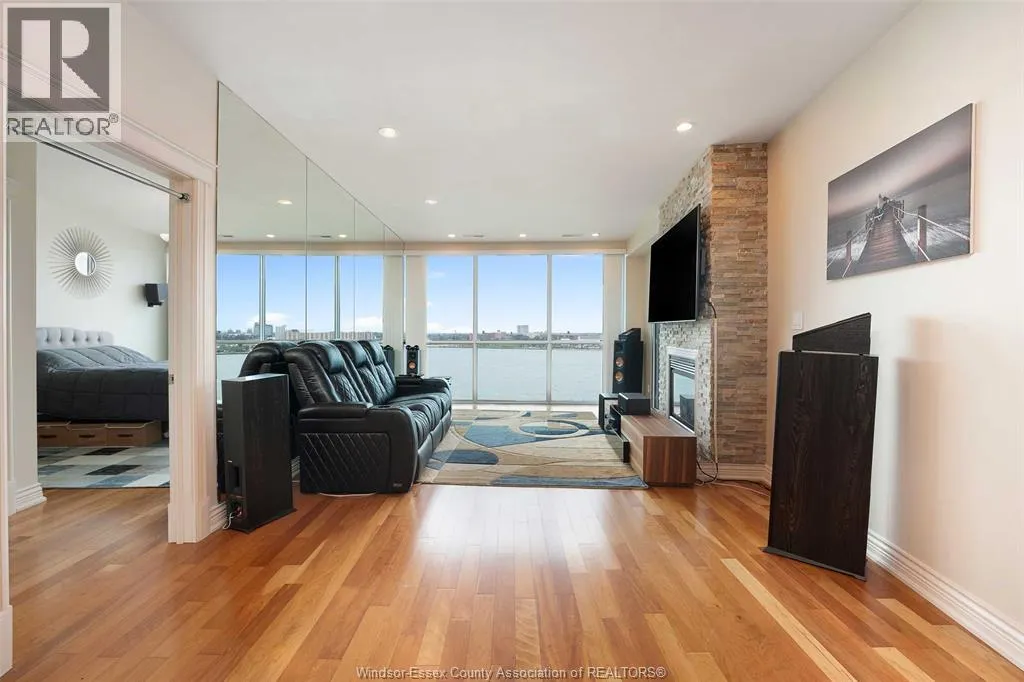 1225 RIVERSIDE DRIVE West Unit# 803